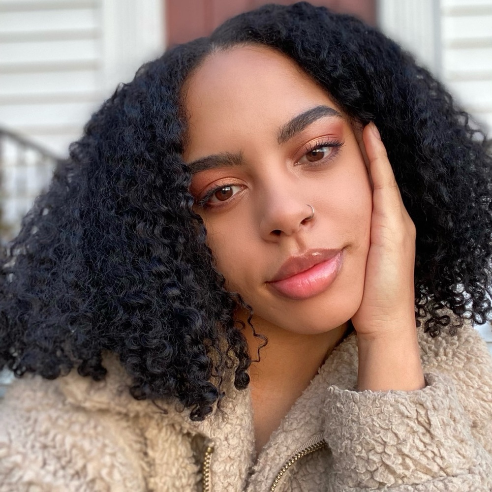 Meet your Posher, Erica